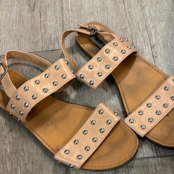 Steve Madden Tan Studded Sandals - Picture 2 of 4